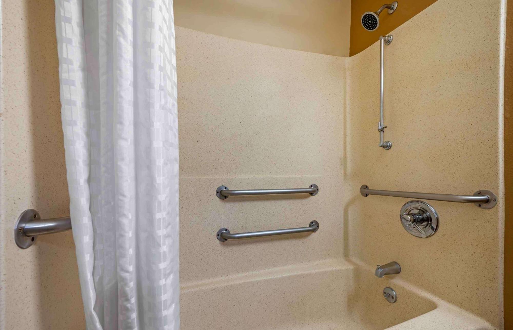 Extended Stay America Select Suites - Indianapolis - North - Carmel Eksteriør billede