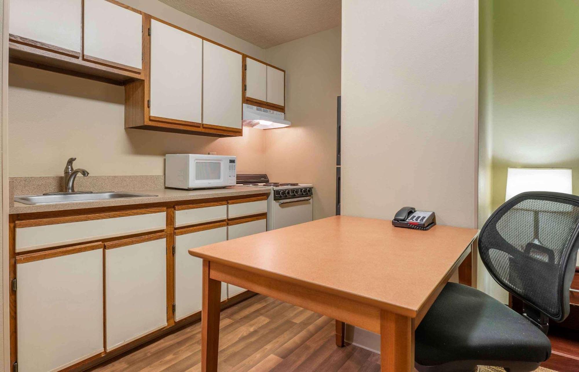 Extended Stay America Select Suites - Indianapolis - North - Carmel Eksteriør billede
