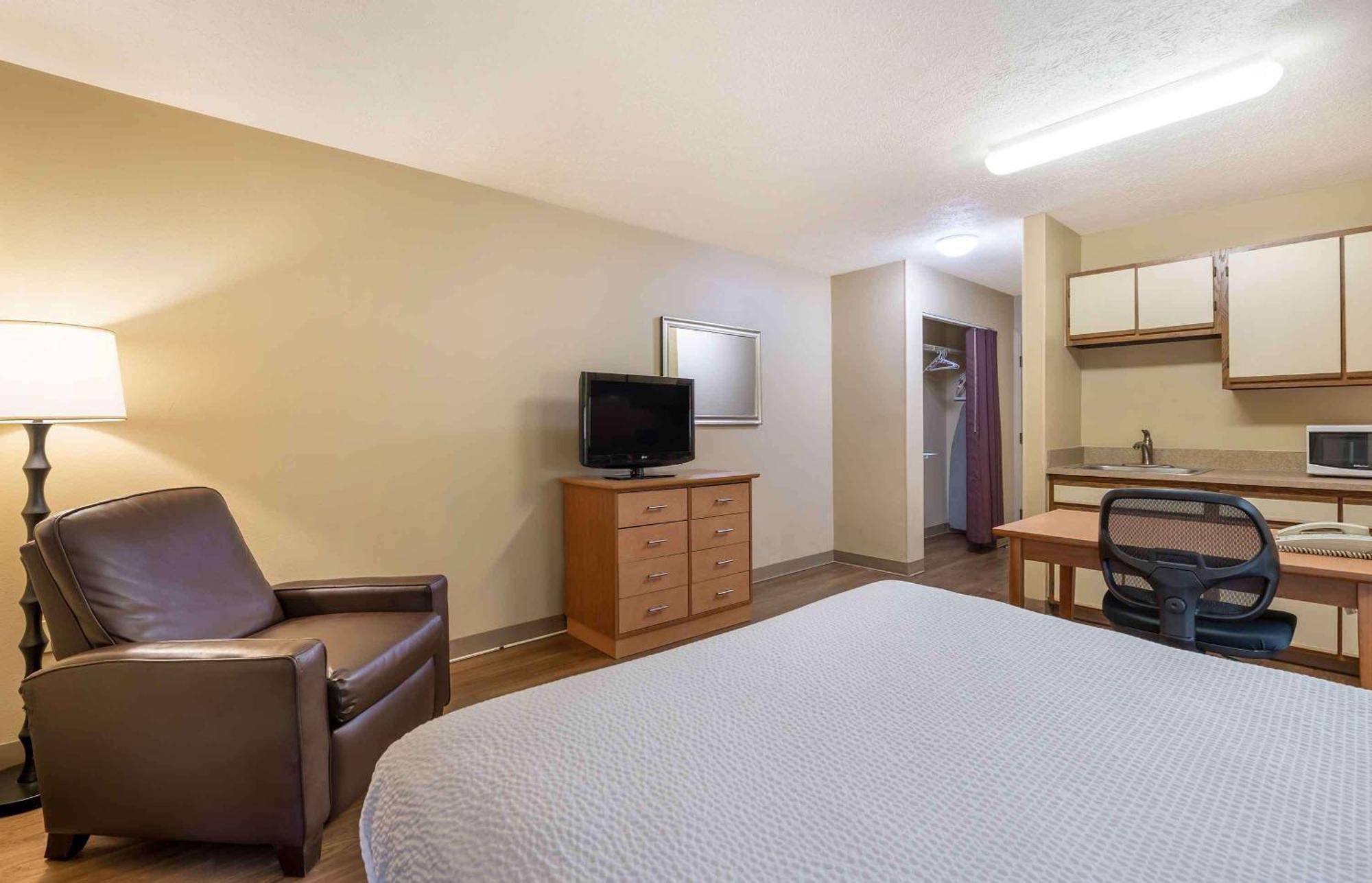 Extended Stay America Select Suites - Indianapolis - North - Carmel Eksteriør billede